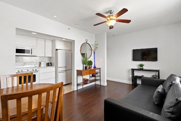 Welworth condo units Miami Beach image 15